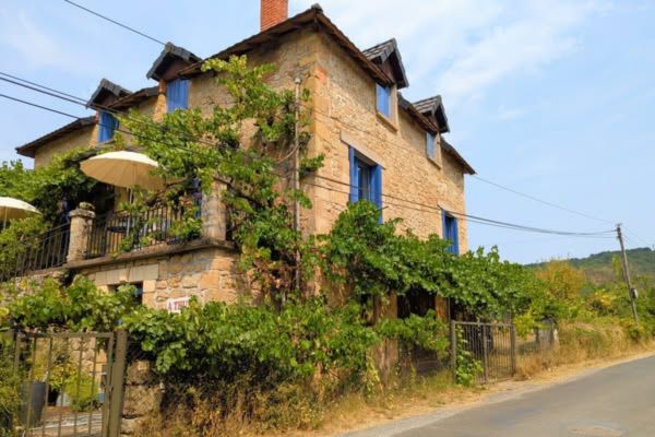 Saint Léon sur Vézère