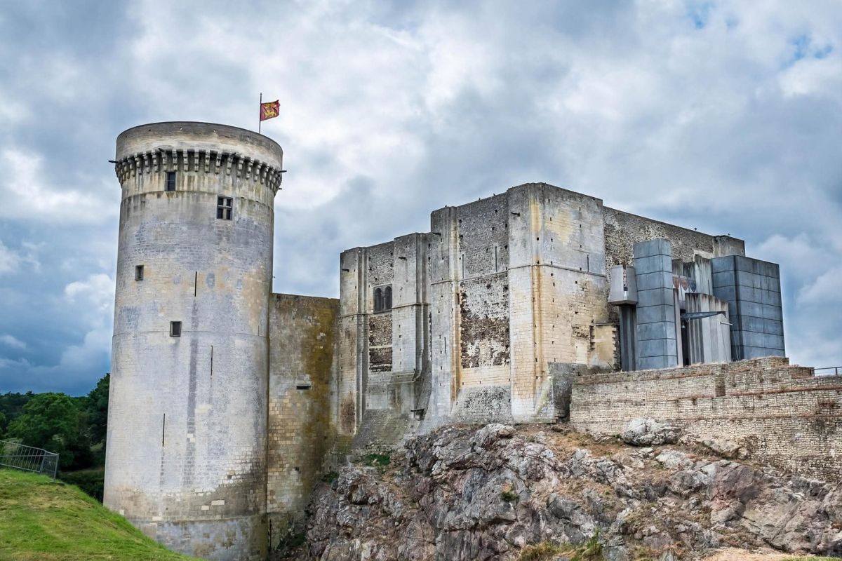 château méconnu en Normandie