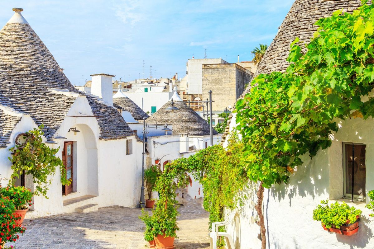 villages en pierre blanche