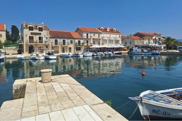 La nature comme écrin  villages