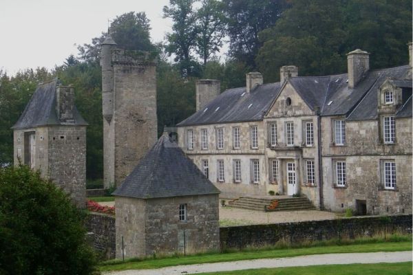 châteaux normands