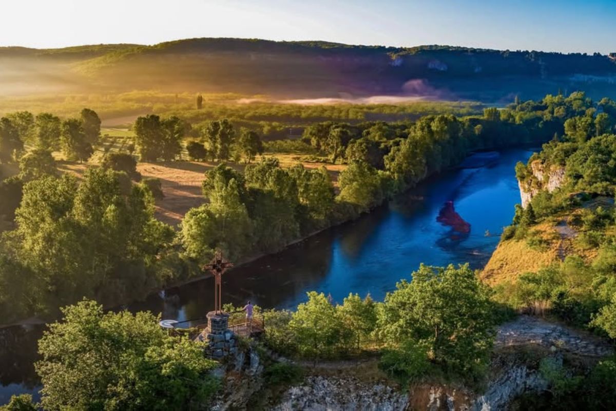 site naturel méconnu en Dordogne