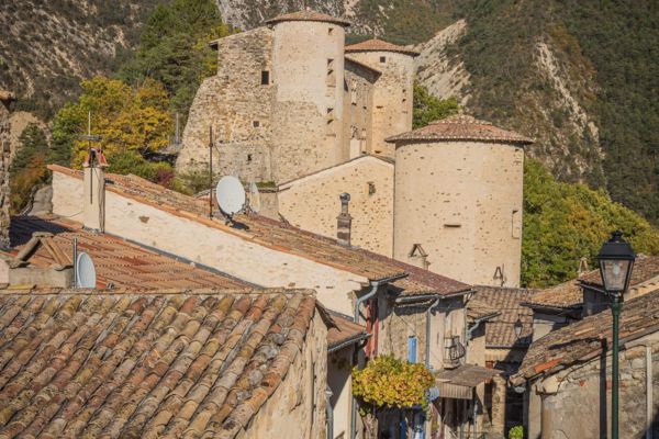 Les châteaux et monuments historiques