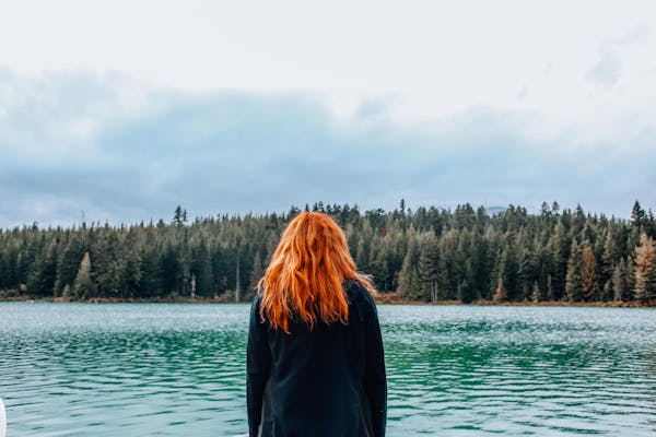 S’initier à la méditation au bord de l’eau