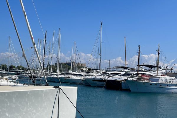 Antibes et le Port Vauban