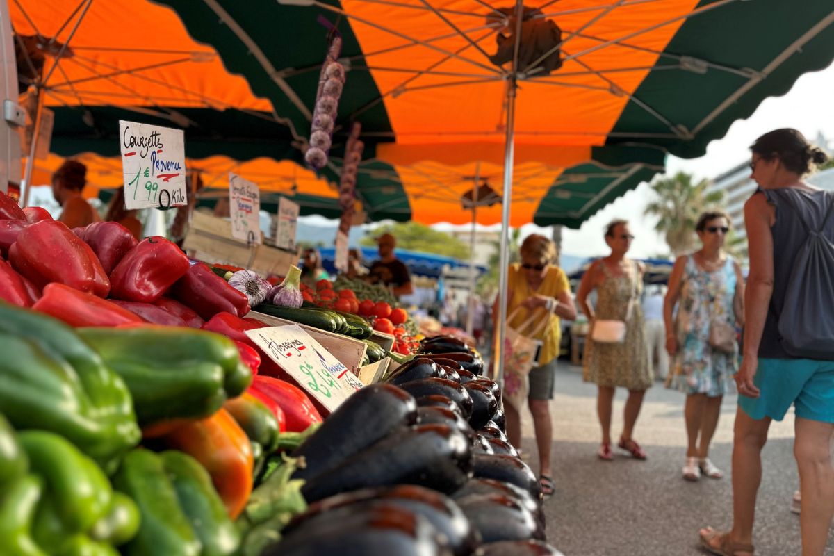 marchés provençaux authentiques