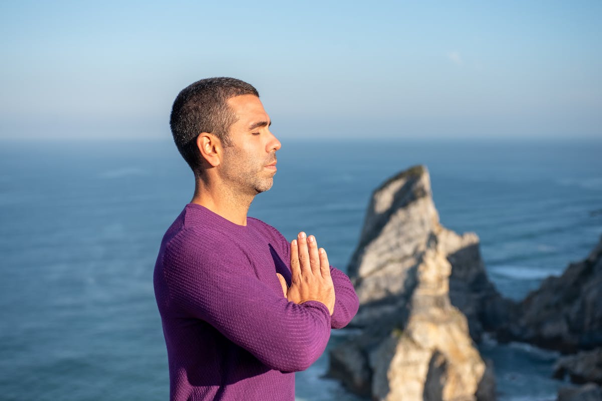méditation sur les falaises d’Étretat