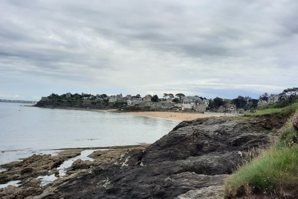 Plage de Saint-Enogat